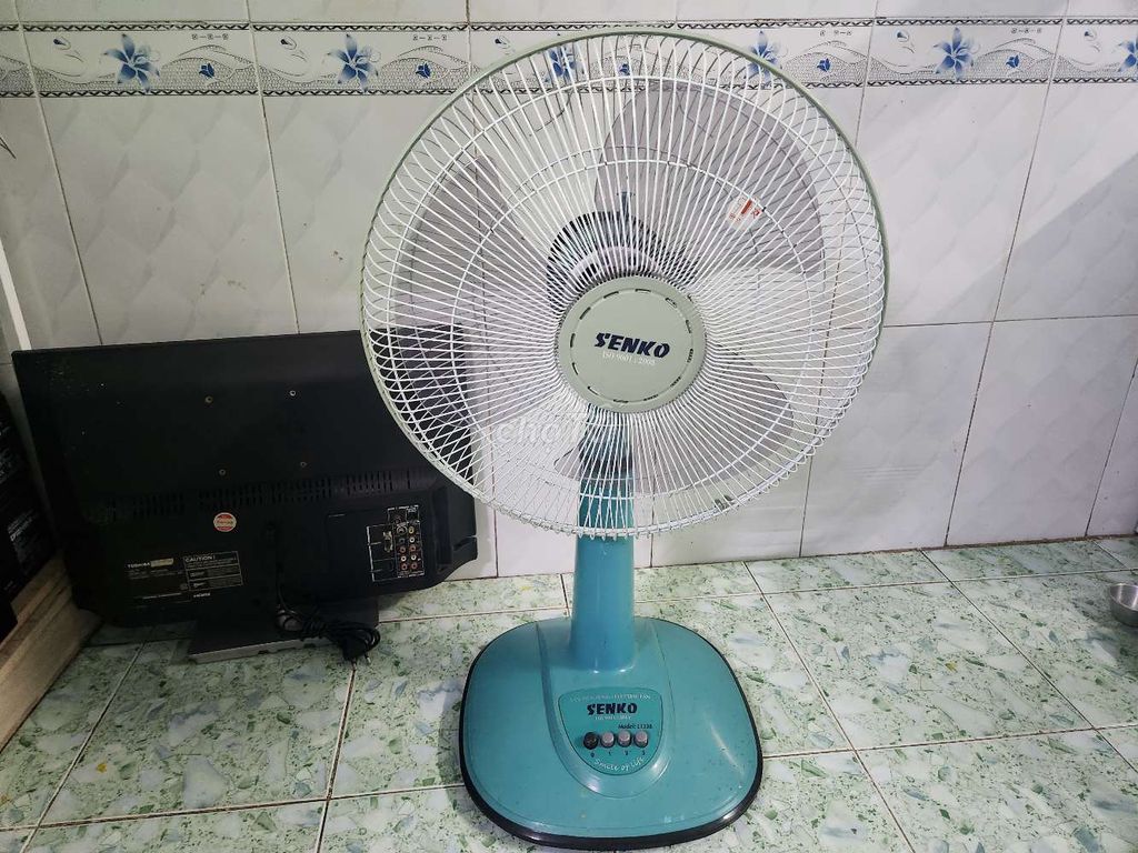 Quạt cây Senko Xanh ngọc. Mua bán Quạt tại Huyện Nhà Bè Tp Hồ Chí Minh được đăng bởi Đăng Quang 88 hình 1
