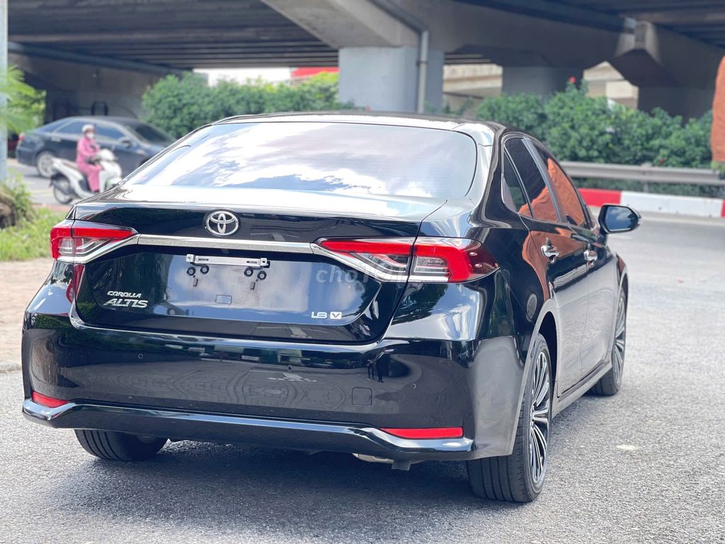 Toyota Corolla Altis 2022 đky 2023 1.8v - 46000 km. Mua bán Ô tô tại Quận Hoàng Mai Hà Nội được đăng bởi TOYOTA PHÁP VÂN hình 4