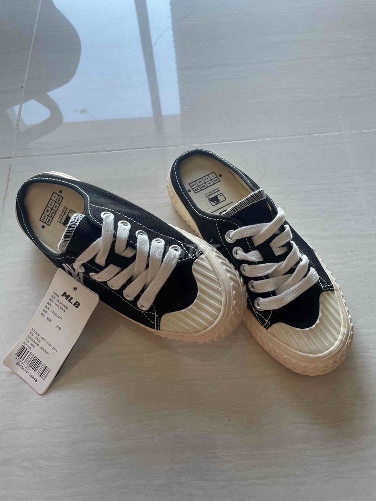 dép/giày thể thao size 38