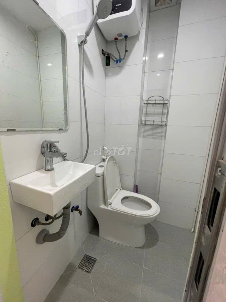 Nhà nguyên căn 5 tầng chính chủ - ảnh 3