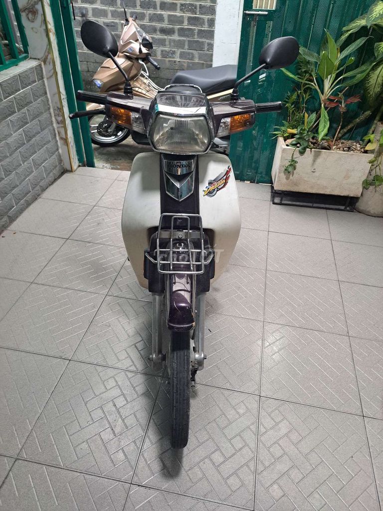 Supe Dream 2009 xe đẹp mộc. Sơn zin 100% 1 đời chủ. Mua bán Xe máy tại Quận Bình Thạnh Tp Hồ Chí Minh được đăng bởi Thanh Luật hình 3