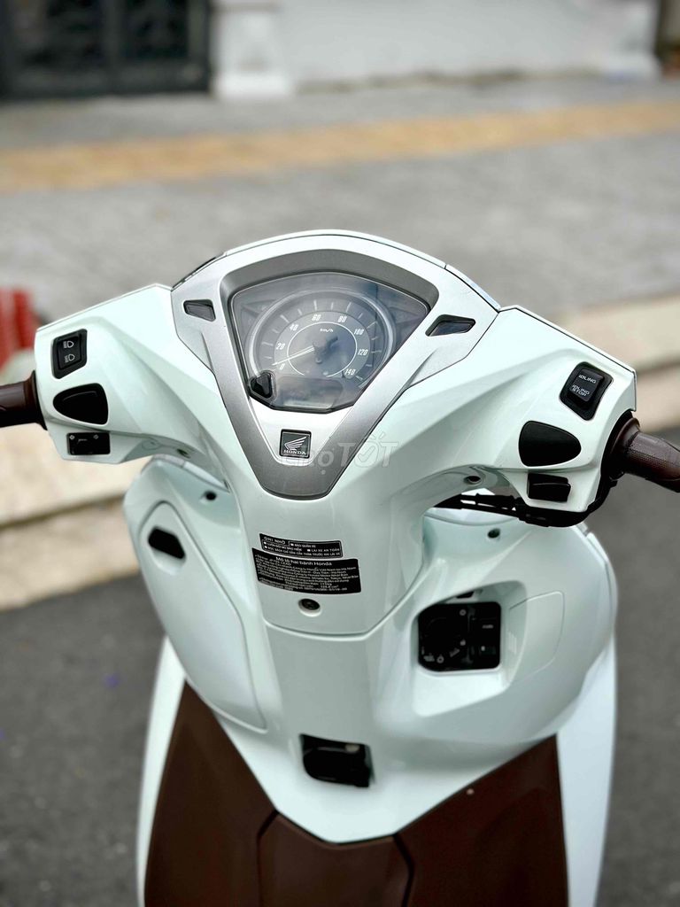 LEAD Led Smartkey 2020 Biển số Vipp. Mua bán Xe máy tại Thành phố Vũng Tàu Bà Rịa - Vũng Tàu được đăng bởi Xe Máy Cũ Vũng Tàu 72 hình 5