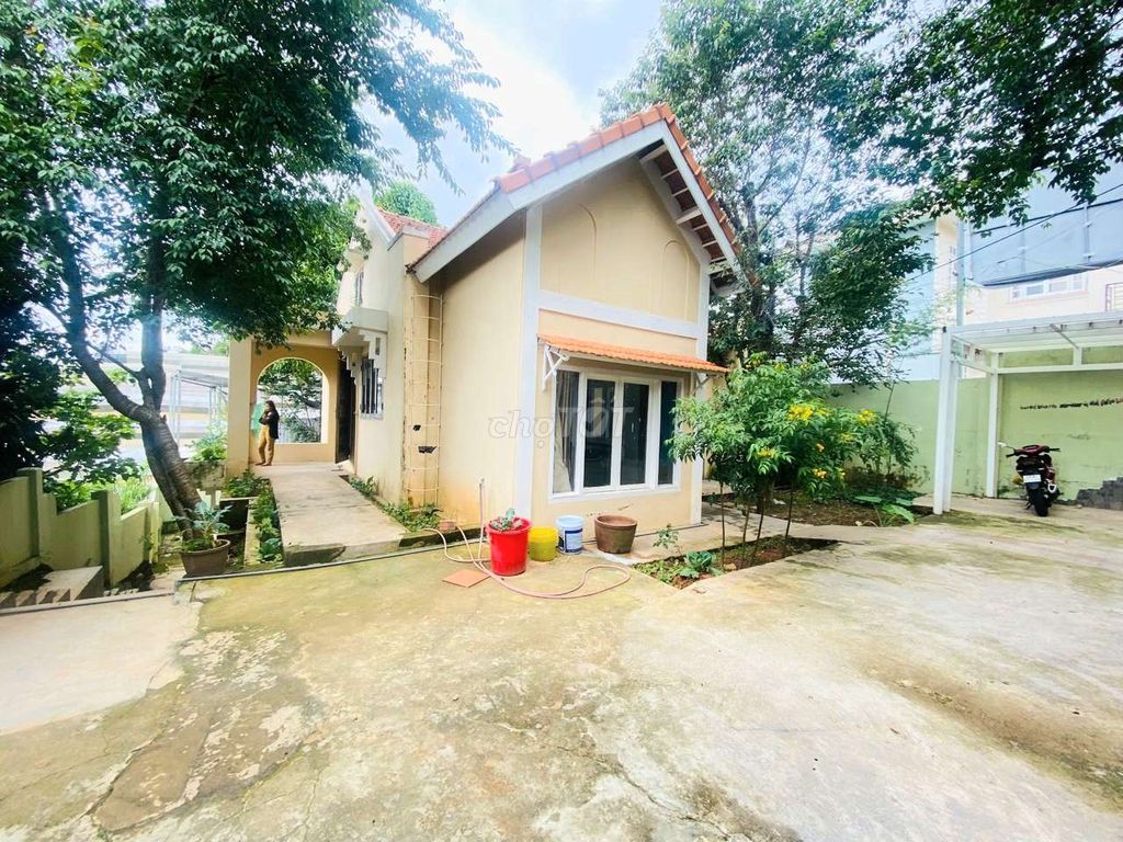 🏡 BÁN ĐẤT TẶNG NHÀ VƯỜN - Ô TÔ VÔ TẬN NƠI - CÁCH TRUNG TÂM CHỈ 2KM