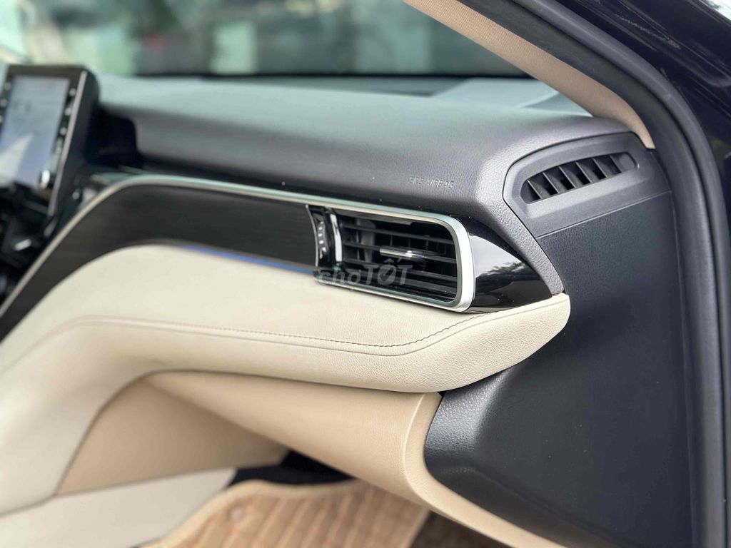 Toyota Camry 2.5 HEV 2022 như mới. Mua bán Ô tô tại Quận Nam Từ Liêm Hà Nội được đăng bởi Đại lý Toyota Mỹ Đình hình 18