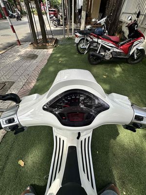 Piaggio Vespa Sprint 2018 Trắng 20.000 km