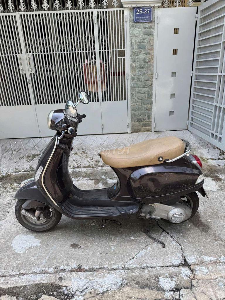 Piaggio Vespa LX бензиновый коричневый