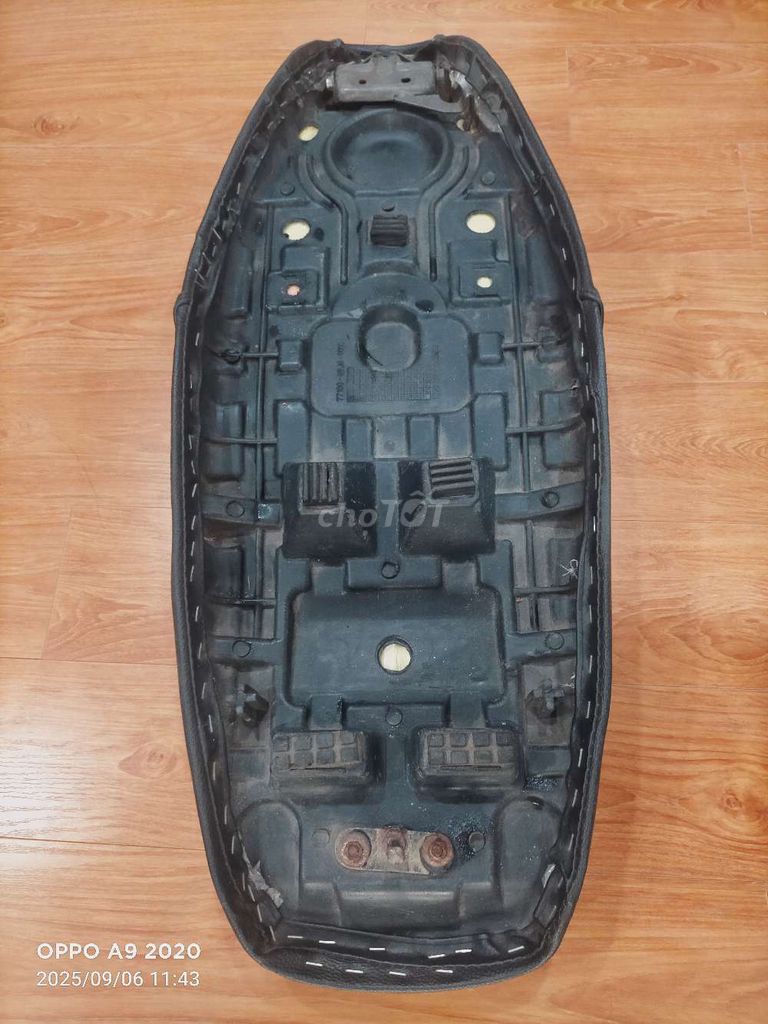 Cần bán yên dream. Mua bán Phụ tùng xe tại Quận Tây Hồ Hà Nội được đăng bởi Long Biên hình 5