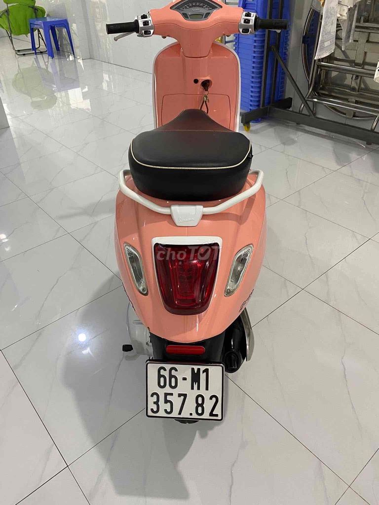 vespa hồng, ngay giao cccd, zin êm đẹp. Mua bán Xe máy tại Quận Tân Phú Tp Hồ Chí Minh được đăng bởi Thái Hải Đăng hình 4