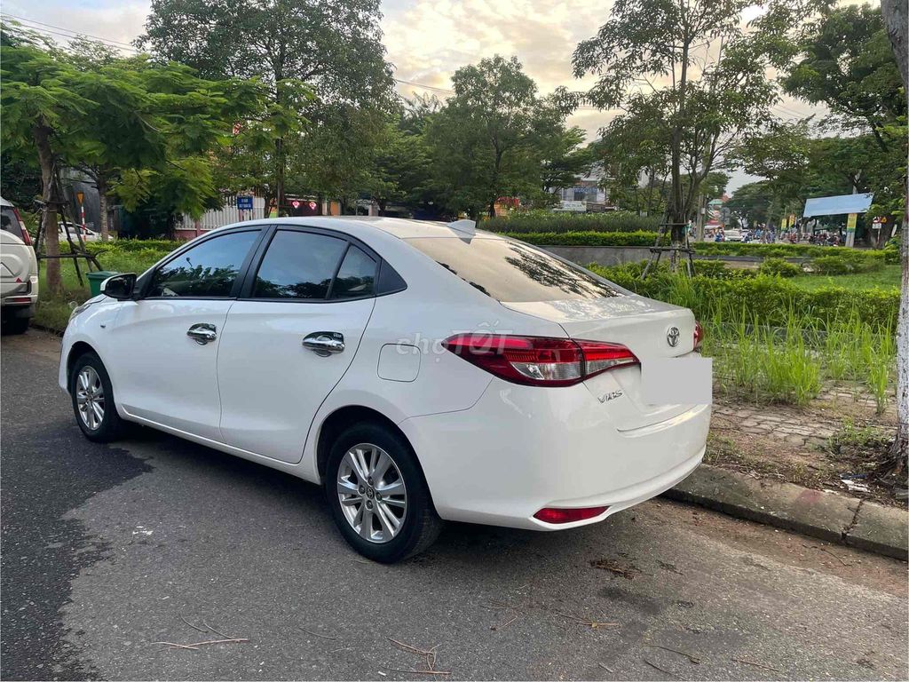 Toyota Vios 1.5MT 2018 Trắng Ghế da