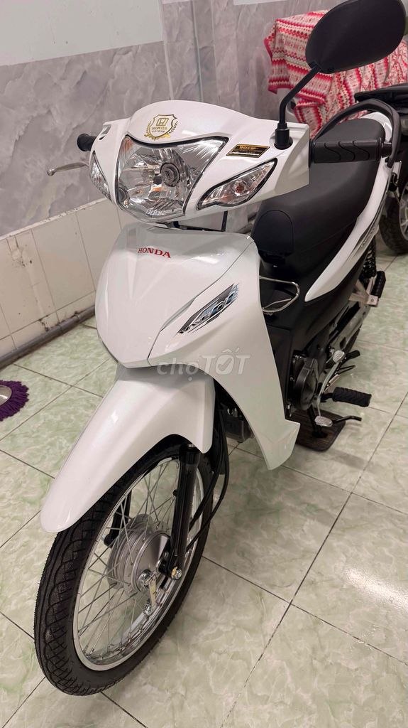 Honda Wave @ 110cc Белый 604 км