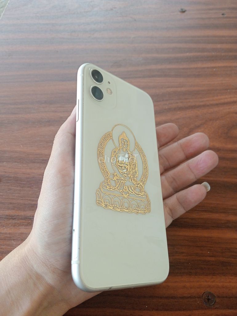 Apple iPhone 11 Trắng Đã qua sử dụng. Mua bán Điện thoại tại Thành phố Mỹ Tho Tiền Giang được đăng bởi bin trqn hình 1