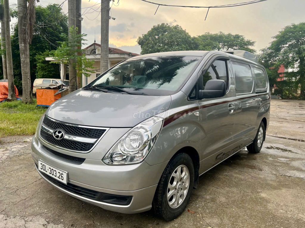 Hyundai Starex 2012 рефрижератор автомат
