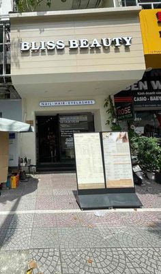 Cho Thuê Mặt Tiền Ngay Chợ Bến Thành. Cho thuê văn phòng, mặt bằng kinh doanh tại Quận 1 Tp Hồ Chí Minh được đăng bởi Phúc Hưng