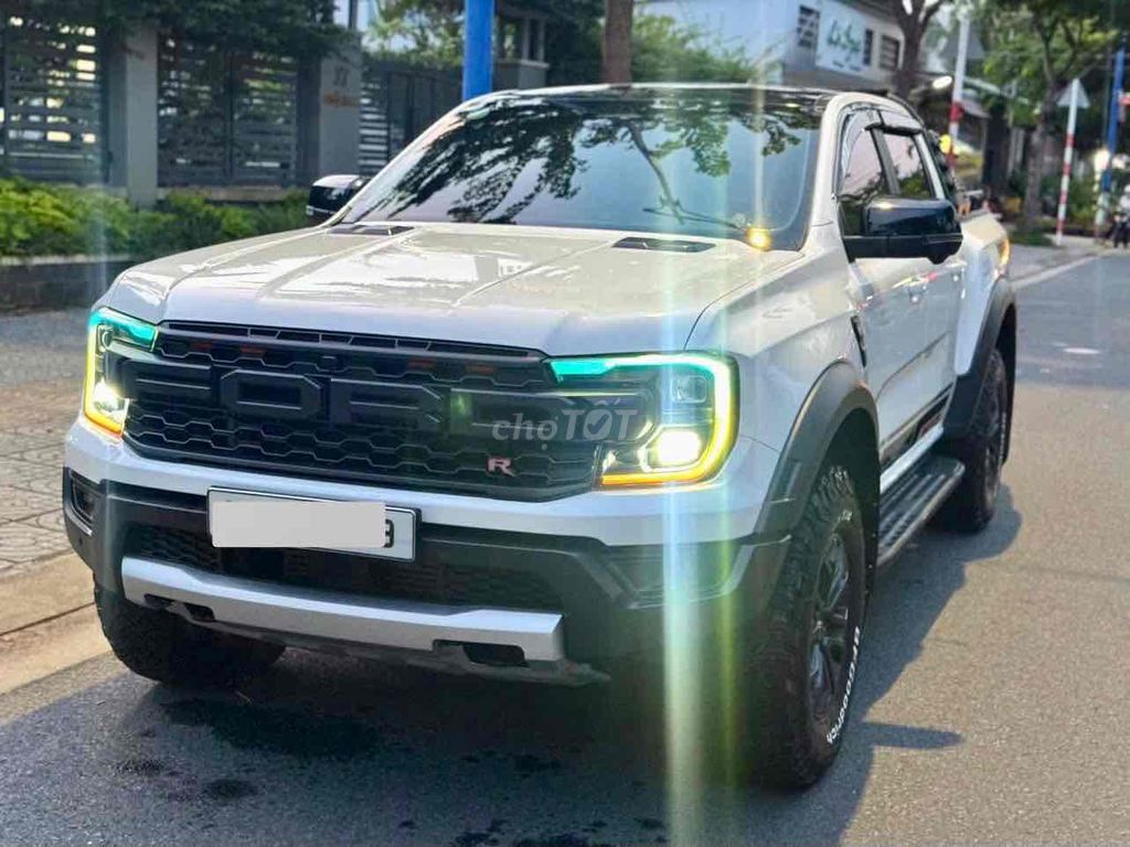 Ford Raptor 2024 с тюнингом, официальная продажа