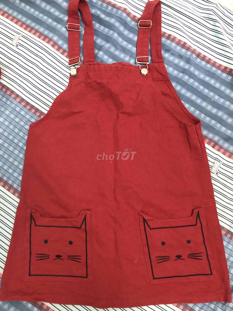 Yếm nữ đỏ hoạ tiết mèo cute. Mua bán Quần áo tại Quận 3 Tp Hồ Chí Minh được đăng bởi Na hình 2