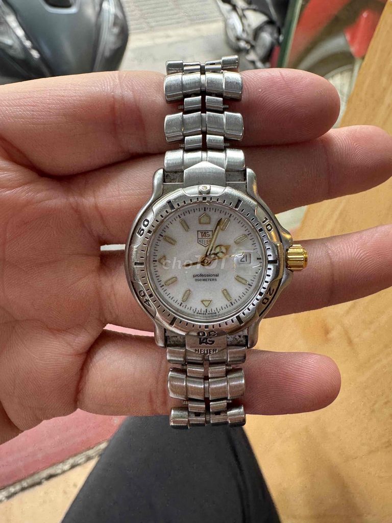 Đồng hồ TAG Heuer 6000 Nữ. Mua bán Đồng hồ tại Quận Đống Đa Hà Nội được đăng bởi Nguyễn Quốc Tùng hình 1