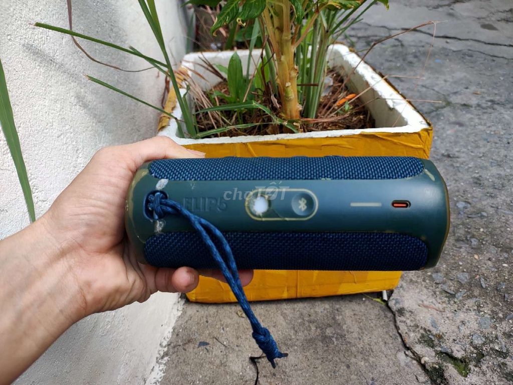 Loa Bluetooth JBL Flip 5 Xanh đậm Đã sử dụng. Mua bán Tivi, Âm thanh tại Quận 12 Tp Hồ Chí Minh được đăng bởi CASSETL  hình 1