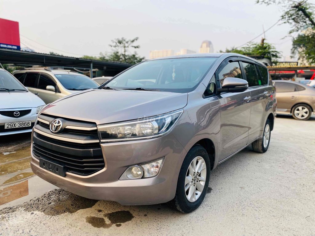 Toyota Innova 2018 2.0E - 150000 km