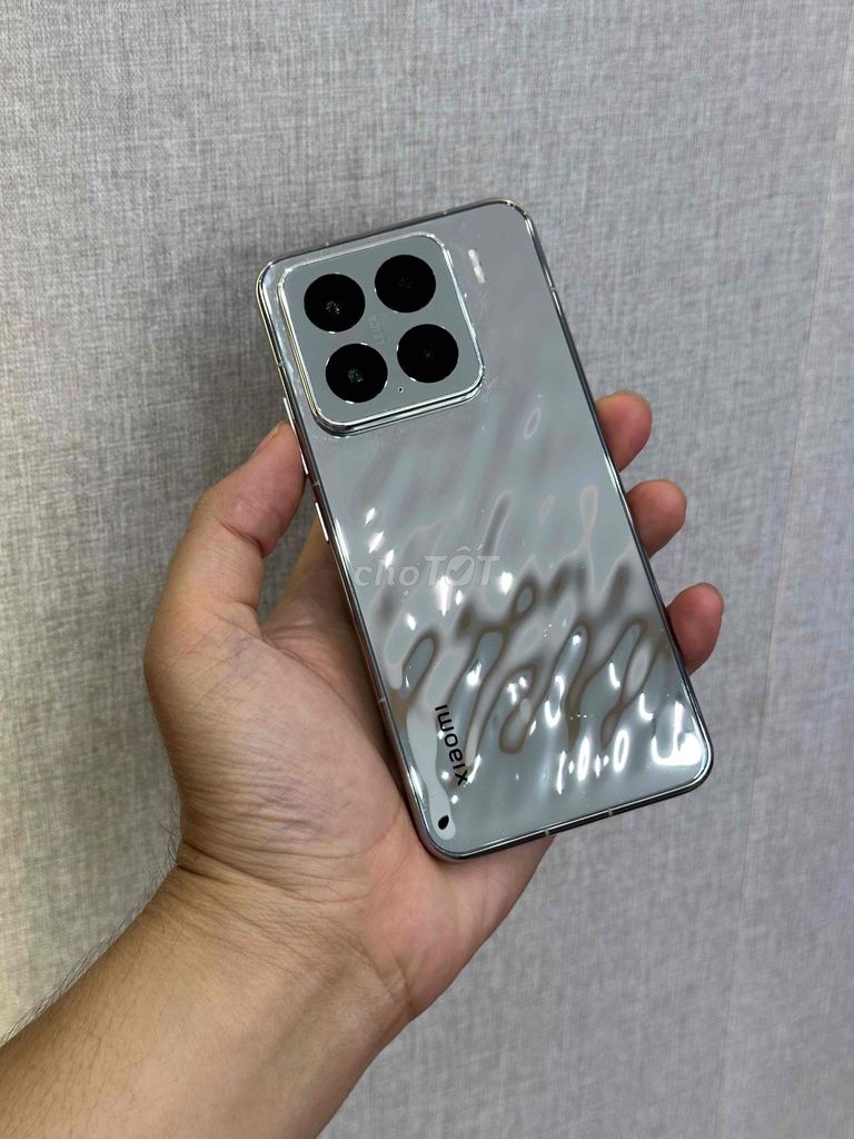 Xioami 15 5G 12/256GB chip 8elite úp Rom Qte đẹp. Mua bán Điện thoại tại Quận Ninh Kiều Cần Thơ được đăng bởi Quý Mobile Cần thơ hình 1