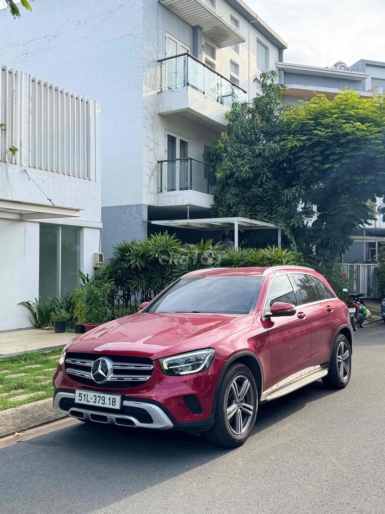 Mercedes Benz GLC 2020 200 - 70000 km. Mua bán Ô tô tại Thành phố Thủ Đức Tp Hồ Chí Minh được đăng bởi Thành Nhân hình 3