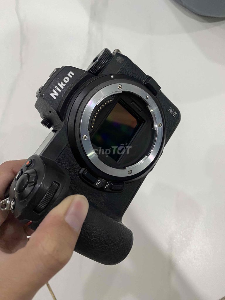 Cần bán lại nikon z62. Mua bán Máy ảnh, Máy quay tại Thành phố Thủ Dầu Một Bình Dương được đăng bởi Hoangathi hình 1