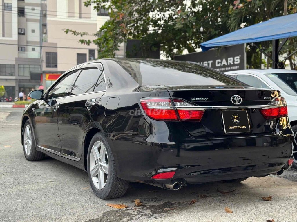 Toyota Camry 2.5Q Đen. Mua bán Ô tô tại Quận 8 Tp Hồ Chí Minh được đăng bởi Cửa hàng ô tô cũ TRUST CARS hình 4