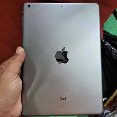 iPad Air 32GB 9.7 inch. Mua bán Máy tính bảng tại Quận Phú Nhuận Tp Hồ Chí Minh được đăng bởi Nguyễn
