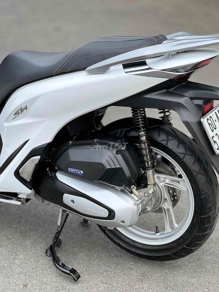 Shvn 125 Trắng Đen 2021 Biển 60 Leng Keng Có Góp🎉🎉. Mua bán Xe máy tại Thành phố Biên Hòa Đồng Nai được đăng bởi Xe Máy Phát Đồng hình 8