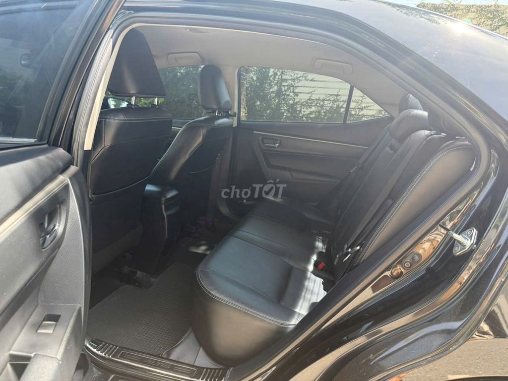 Toyota Corolla altis 1.8G AT 2017. Mua bán Ô tô tại Quận Hà Đông Hà Nội được đăng bởi Sỹ Mai Auto hình 7
