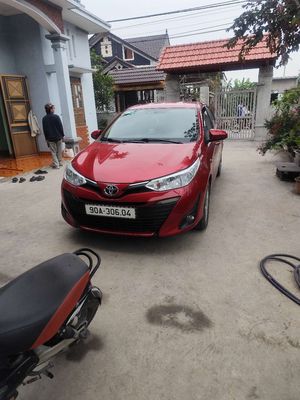 Chính chủ cần bán vios 2018 số sàn