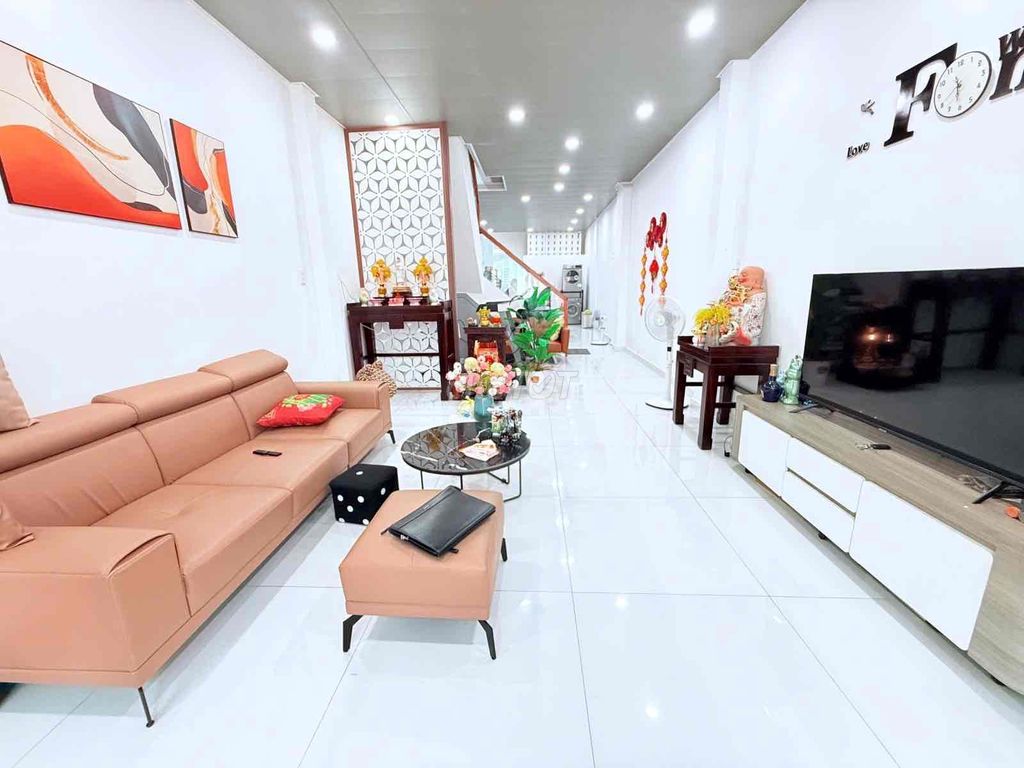 NHÀ MỚI - DIỆN TÍCH KHỦNG - TRỊNH ĐÌNH TRỌNG