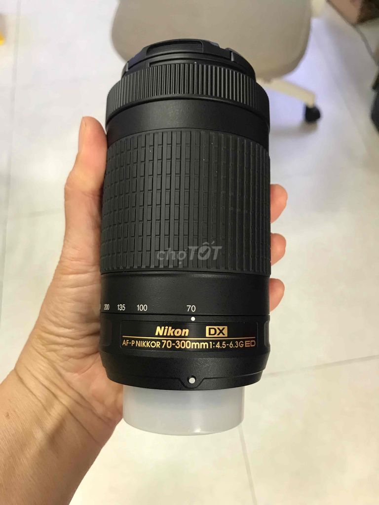 Ống kính Nikon 75-300