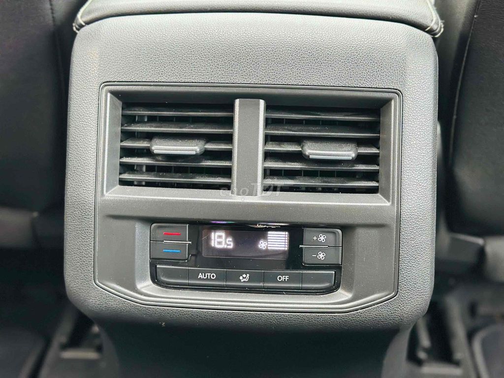 Volkswagen Teramont 2021 2.0T  FWD/4Motion. Mua bán Ô tô tại Quận 8 Tp Hồ Chí Minh được đăng bởi Hồng Phúc hình 10