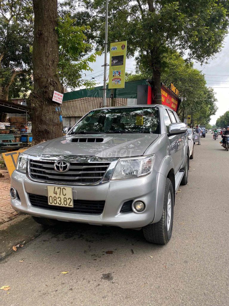 Toyota Hilux 2014 2.5E 4x2 MT - 120000 km. Mua bán Ô tô tại Thành phố Buôn Ma Thuột Đắk Lắk được đăng bởi Phuong trang hình 2