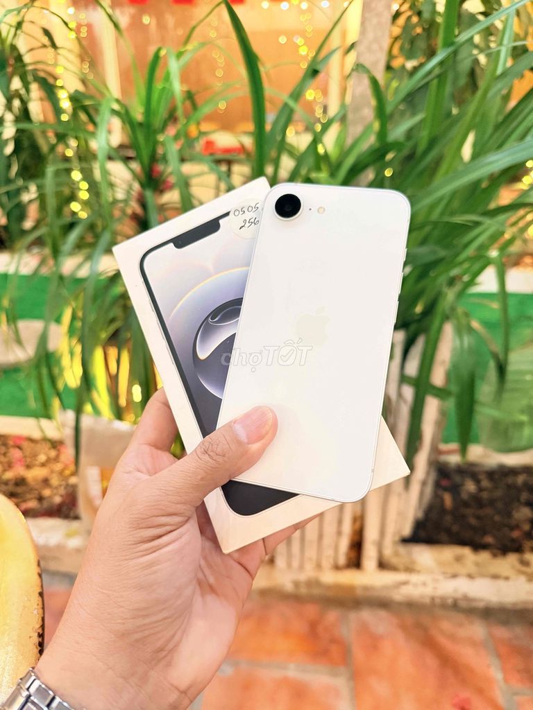 iPhone 16E 256GB Trắng Quốc tế-bh dài. Mua bán Điện thoại tại Thành phố Vĩnh Long Vĩnh Long được đăng bởi HT Mobile hình 1
