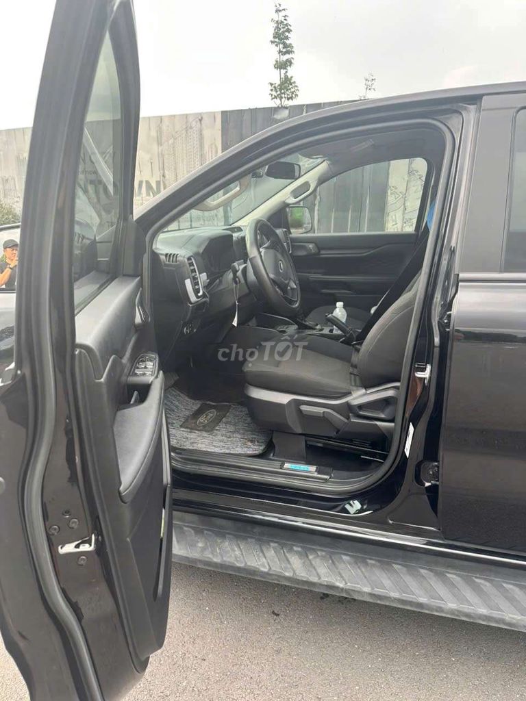 Ford Ranger 2024 XLS 2.0L 4x2 AT NEW 99%. Mua bán Ô tô tại Thành phố Dĩ An Bình Dương được đăng bởi Phong auto motor hình 10