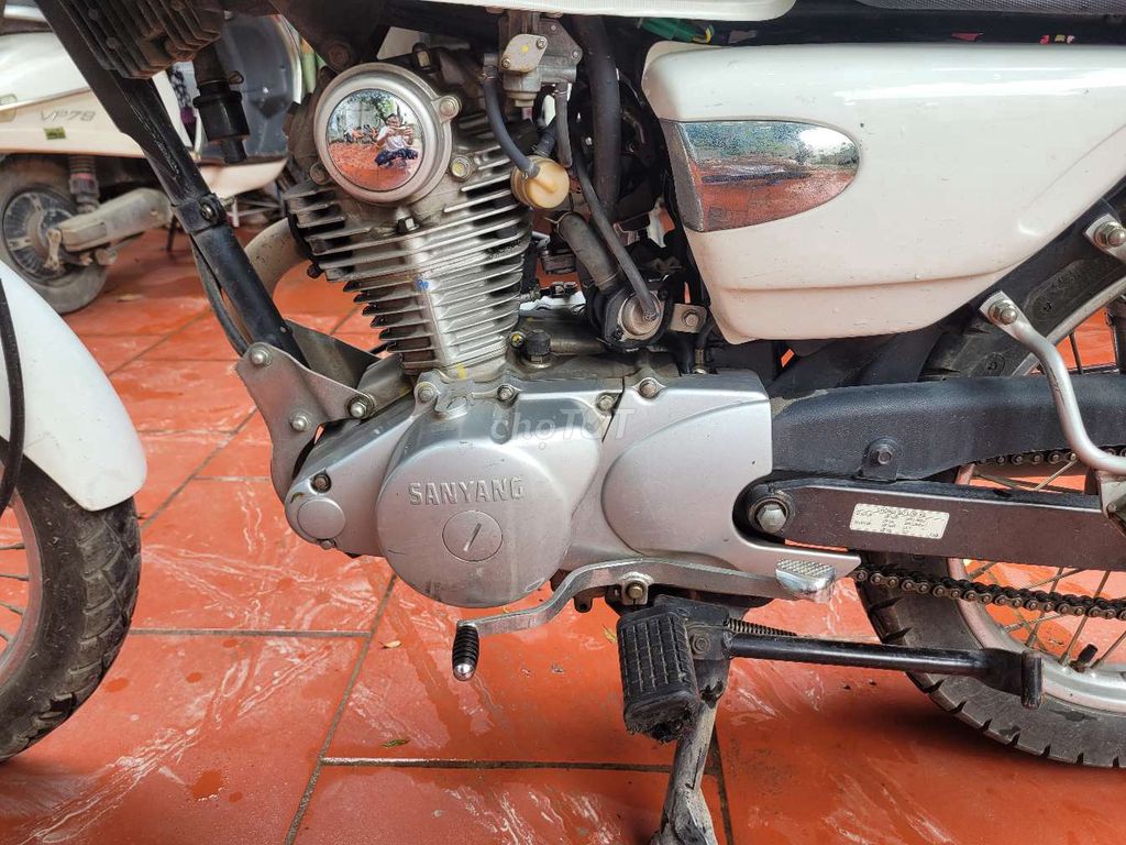 Husky 125 ít sử dụng nên muốn nhượng lại em nó. Mua bán Xe máy tại Huyện Chương Mỹ Hà Nội được đăng bởi Albert Dan hình 5