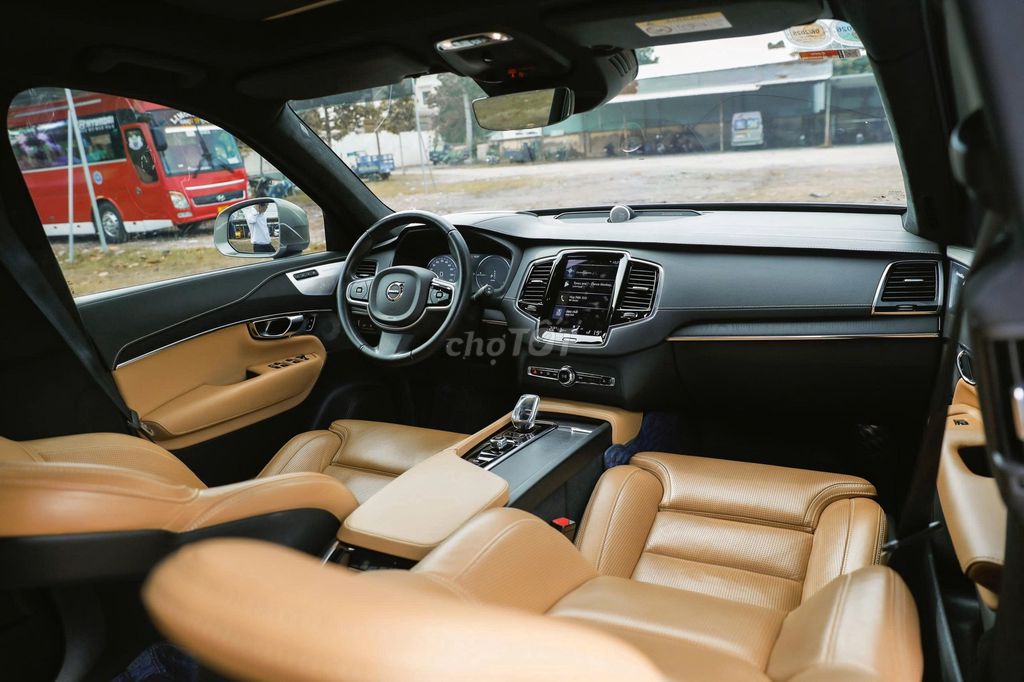 Volvo XC90 2021 Recharge T8 AWD 39000 km cực mới. Mua bán Ô tô tại Quận Gò Vấp Tp Hồ Chí Minh được đăng bởi NGUYỄN MINH VUA XE LƯỚT hình 14