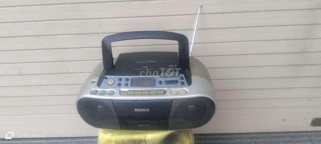 Cát sét Sony MP3 như hình