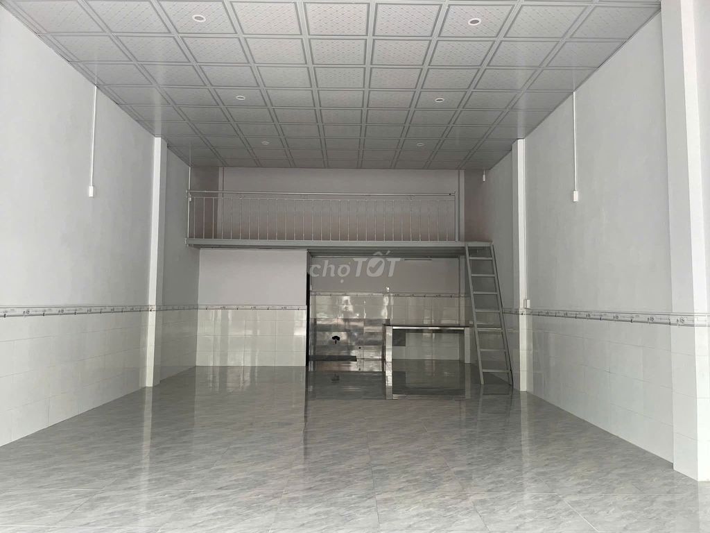 Cho thuê MB kinh doanh Gần 550 , 4 x 20, Giá 7tr/ tháng