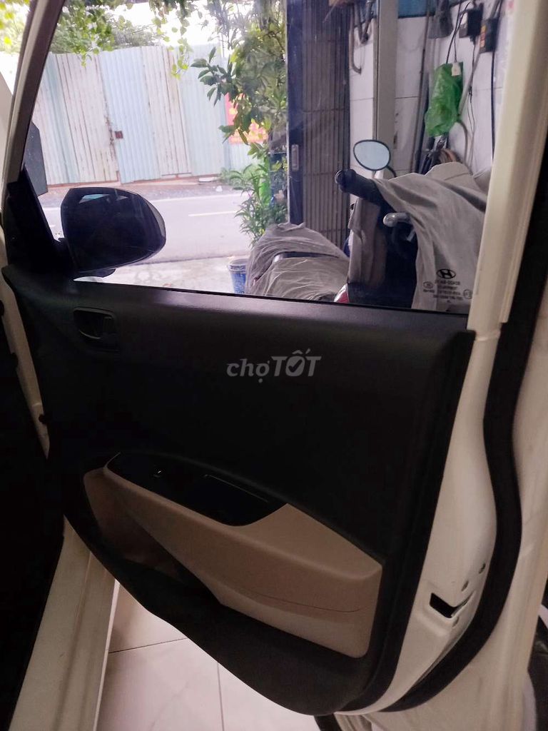 2020 Sedan 1.2 MT Base - 103000 km. Mua bán Ô tô tại Quận Bình Tân Tp Hồ Chí Minh được đăng bởi Bảo Châu hình 6