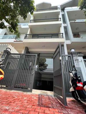 Cho thuê 5x20 Khu đô thị Him Lam, PTân Hưng giá tốt view Công viên