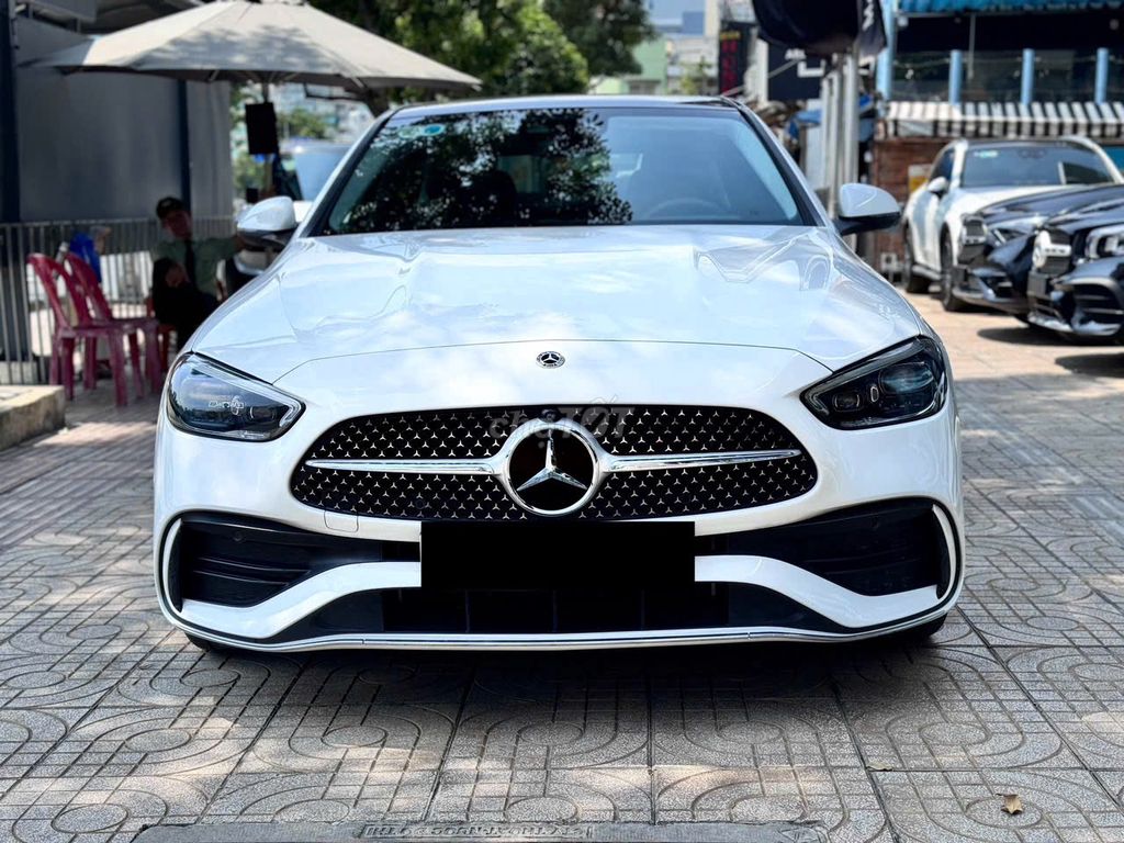 Mercedes Benz C Class 2025 C300 AMG - 39 km. Mua bán Ô tô tại Quận Bình Thạnh Tp Hồ Chí Minh được đăng bởi Mercedes Benz Haxaco Điện Biên Phủ hình 1
