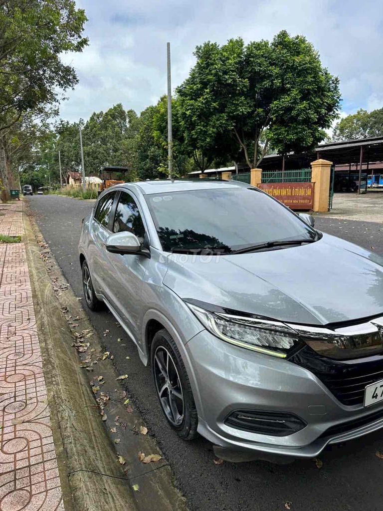 Honda HR-V 2019 HR-V bản full. Mua bán Ô tô tại Thành phố Buôn Ma Thuột Đắk Lắk được đăng bởi Tiến Đạt hình 3