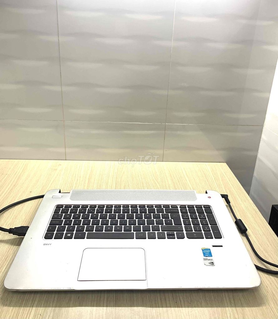 HP Envy i7-4700QM 12GB/128GB Không màn hình. Mua bán Laptop tại Quận Tân Phú Tp Hồ Chí Minh được đăng bởi Nguyễn Phong hình 1