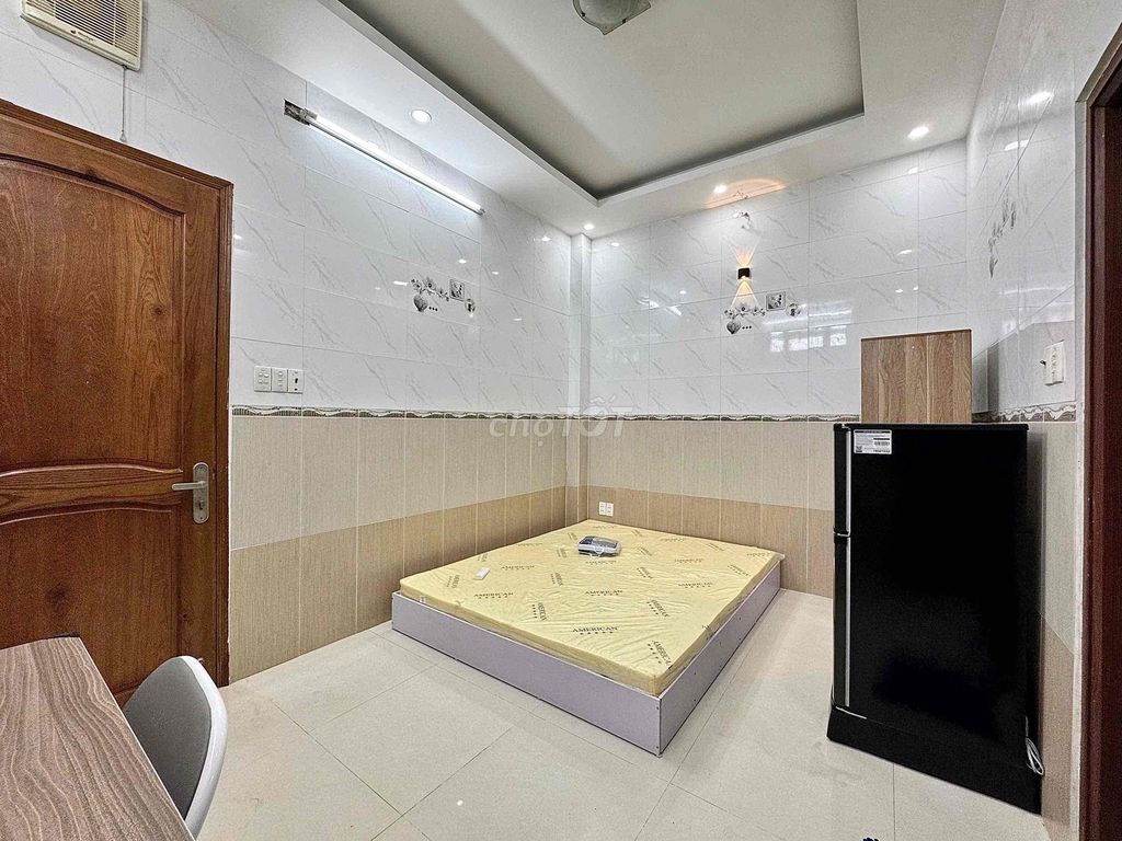 Аренда · 1 комн. · 20 м² · Quận 1, ул. Đường Hoàng Sa