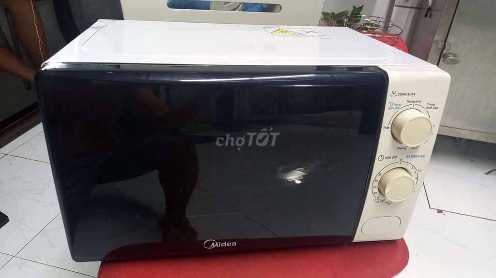 Lò vi sóng Midea MMO-20CXM3 . Mua bán Bếp, lò, đồ điện nhà bếp tại Thành phố Rạch Giá Kiên Giang được đăng bởi Quách Luật hình 1
