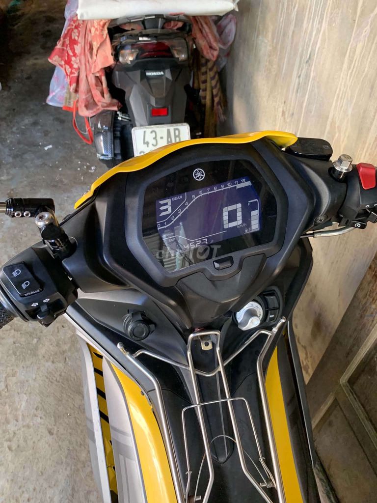 Yamaha Exciter 155 2022 Желто-черный 4500 км