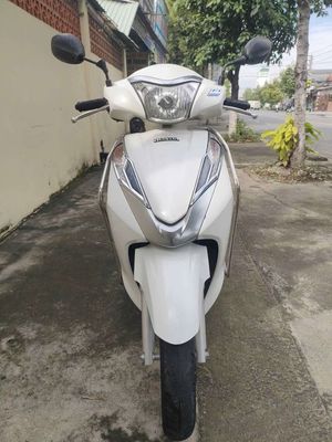 Laed  125cc biển TP xe dẹp máy rin êm. Mua bán Xe máy tại Thành phố Dĩ An Bình Dương được đăng bởi Cửa hàng xe máy Anh Khoa 