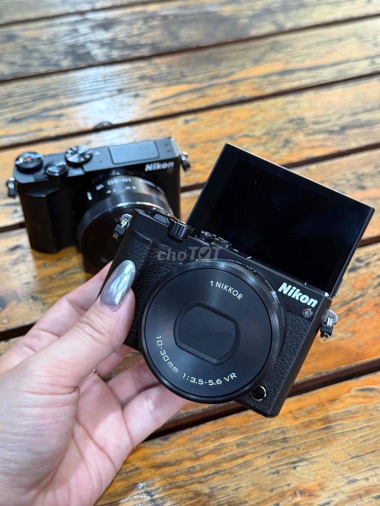 Máy ảnh Nikon 1J5 + lens 10-30vr. Mua bán Máy ảnh, Máy quay tại Quận Ba Đình Hà Nội được đăng bởi Camera Ngọc Khánh  hình 1